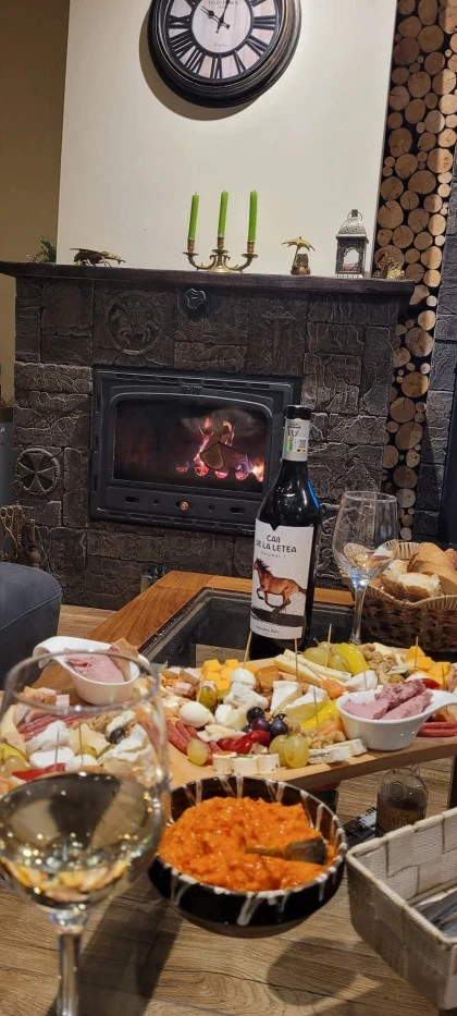 Masa festiva de Paste 2026 la Pensiunea La Taverna Valea Doftanei