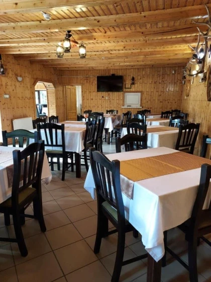 Sala mese La Taverna Valea Doftanei