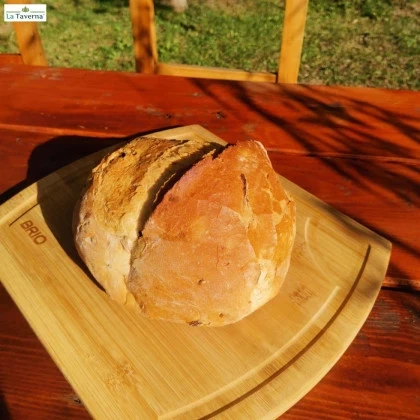 Paine alba cu cartofi coapta pe vatra 1000 gr La Taverna