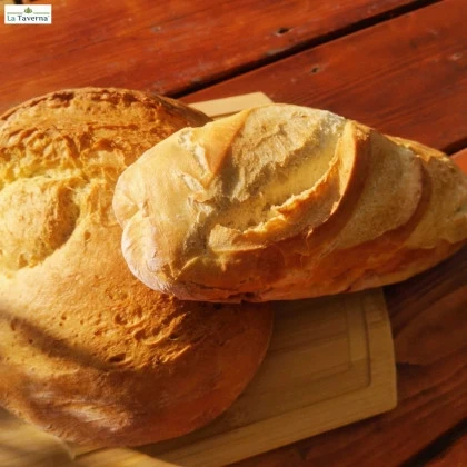 Paine alba franzela coapta pe vatra 500 gr La Taverna