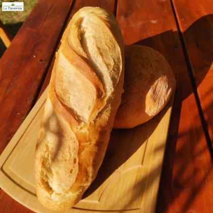 Paine alba franzela coapta pe vatra 500 gr La Taverna